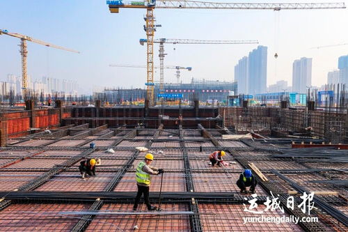 會(huì)展中心建設(shè)工地上的奮斗身影